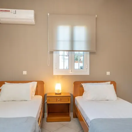 Captain's Apartamento Katelios