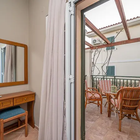 Captain's Villas Kateleios