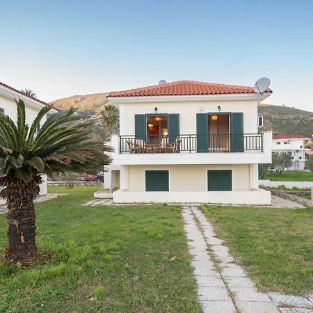 Captain's * Katelios