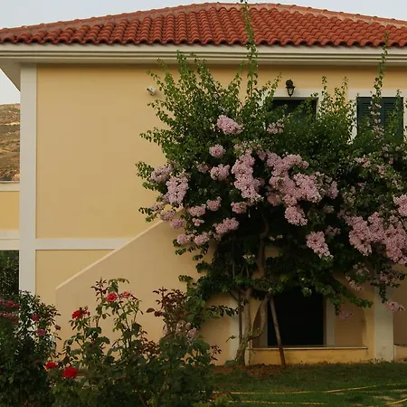 Captain's Villas Kateleios